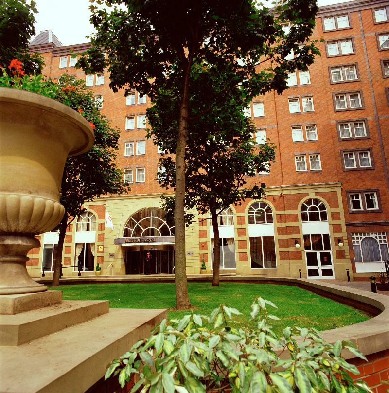 Leeds Marriott Hotel Bagian luar foto